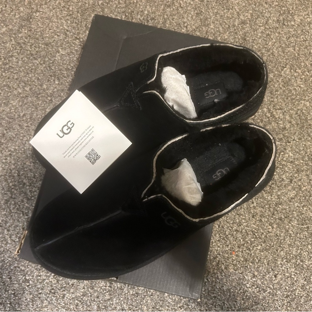 UGG Black Boots Minimalist Design